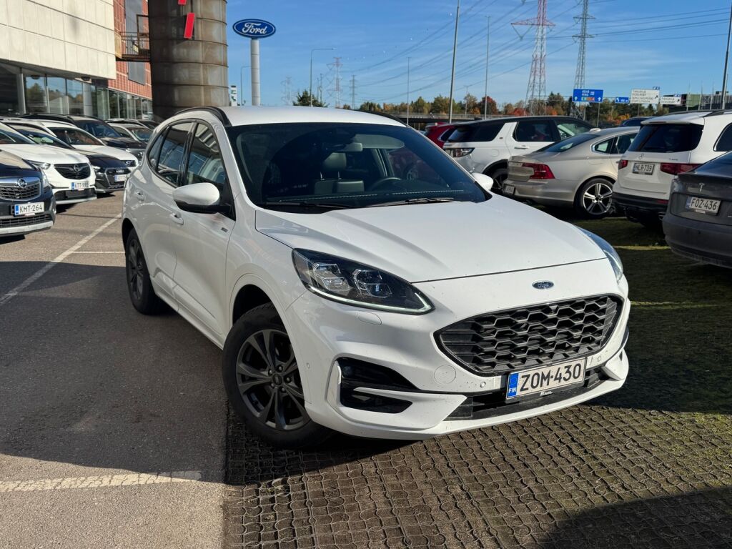 Ford Kuga 2021 Valkoinen