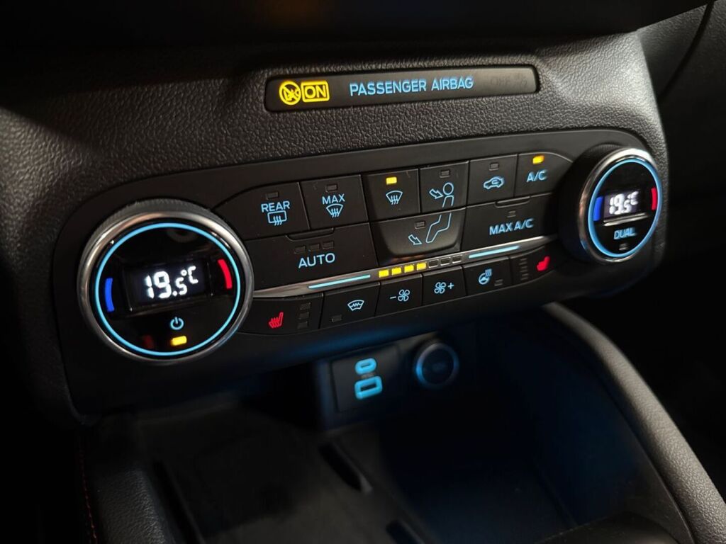 Ford Kuga 2021 Valkoinen