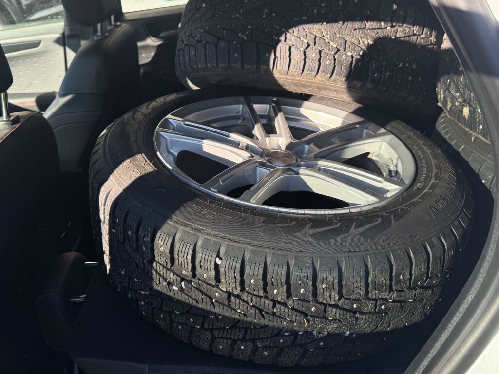 Ford Kuga 2021 Valkoinen