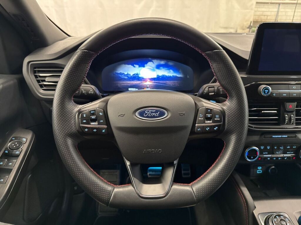 Ford Kuga 2021 Valkoinen
