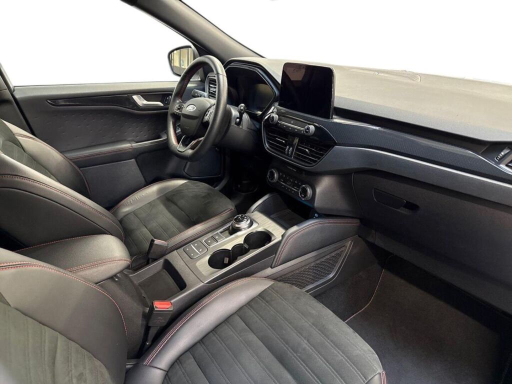 Ford Kuga 2021 Valkoinen