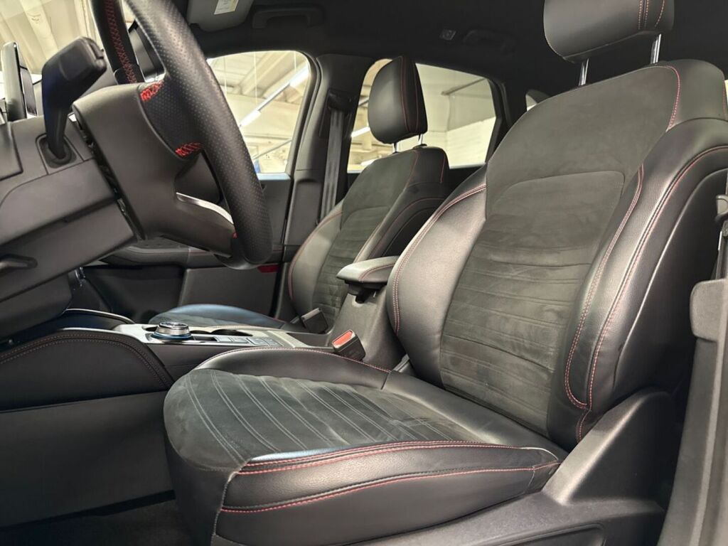 Ford Kuga 2021 Valkoinen