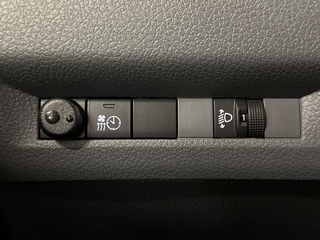 Peugeot Expert 2022 Valkoinen