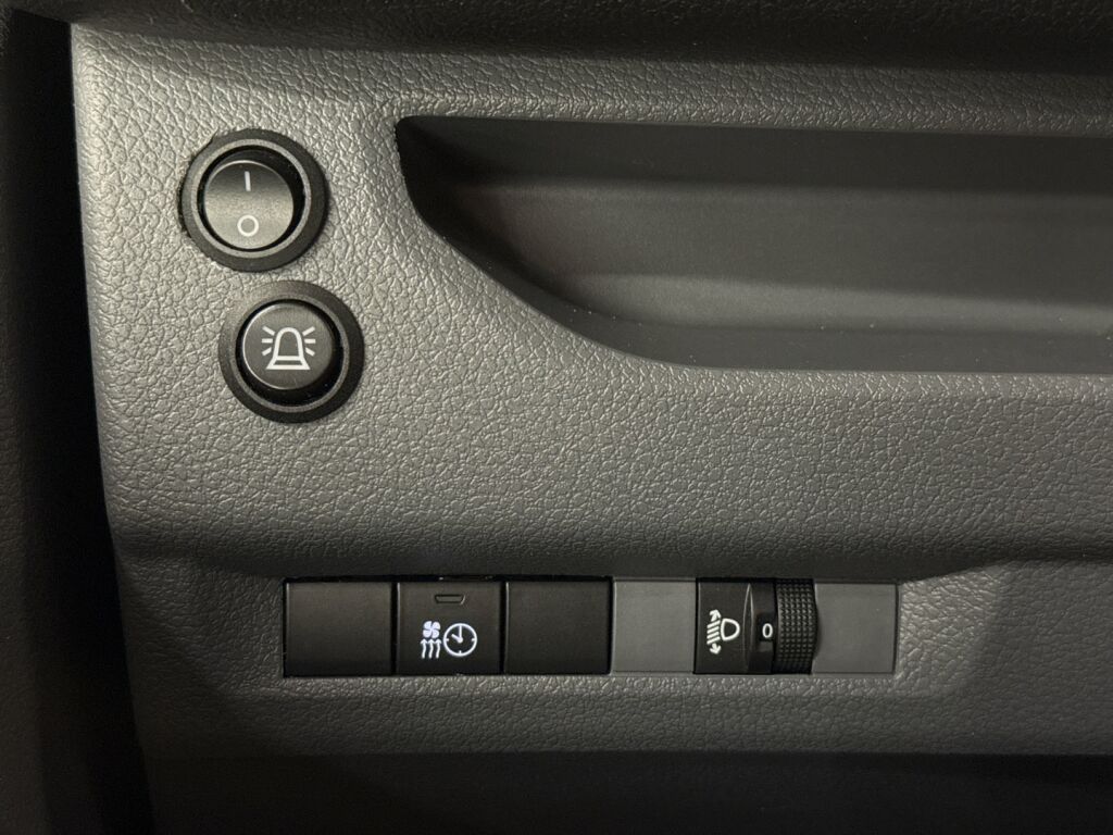 Peugeot Expert 2022 Valkoinen