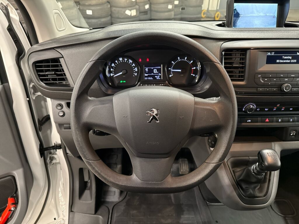 Peugeot Expert 2022 Valkoinen