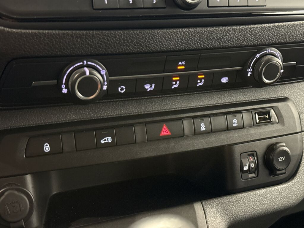 Peugeot Expert 2022 Valkoinen