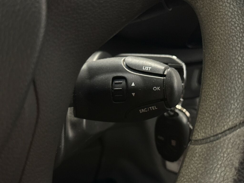 Peugeot Expert 2022 Valkoinen