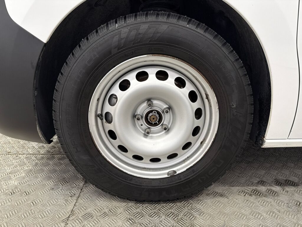 Peugeot Expert 2022 Valkoinen