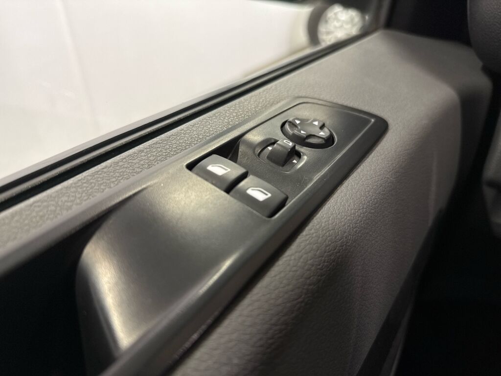 Peugeot Expert 2022 Valkoinen