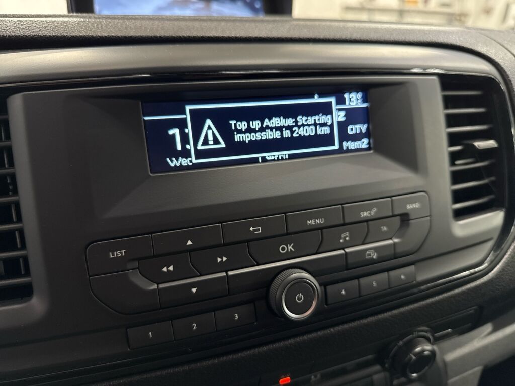 Peugeot Expert 2022 Valkoinen