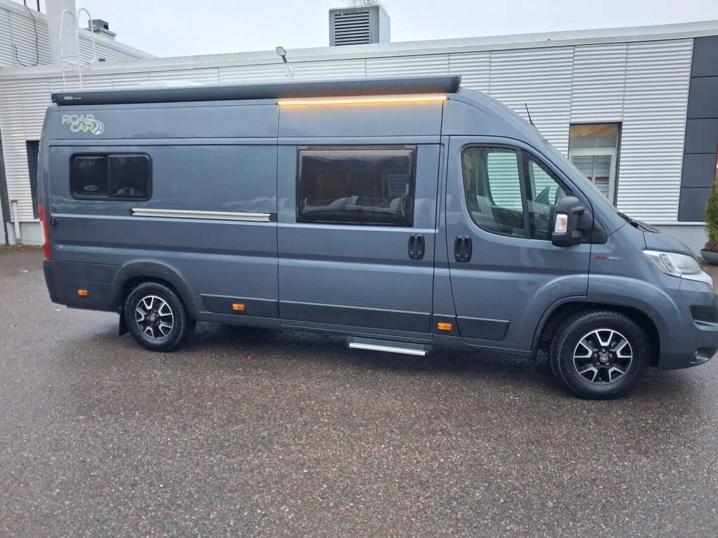 Pössl ROADCAR VAN R 640 2022 Harmaa