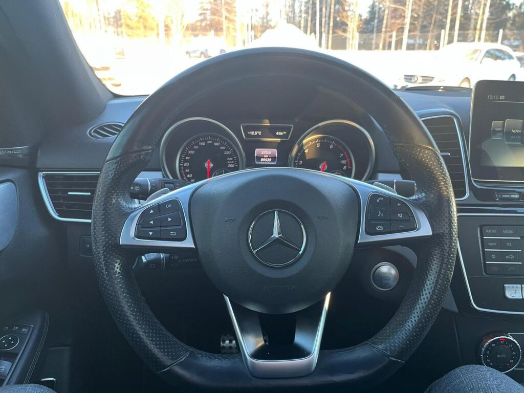 Mercedes-Benz GLE 2017 Musta