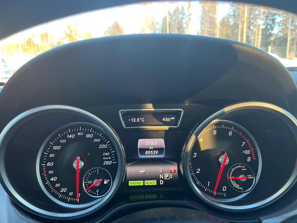 Mercedes-Benz GLE 2017 Musta