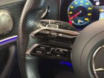 Mercedes-Benz E 2021 Punainen