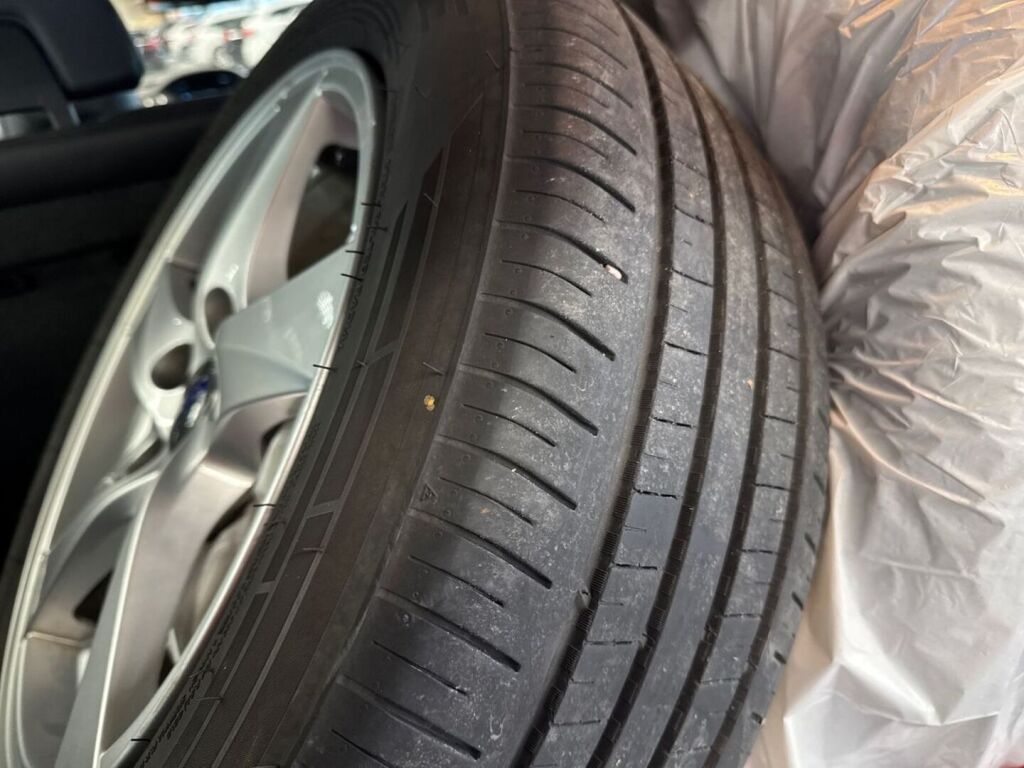 Volvo V70 2015 Valkoinen