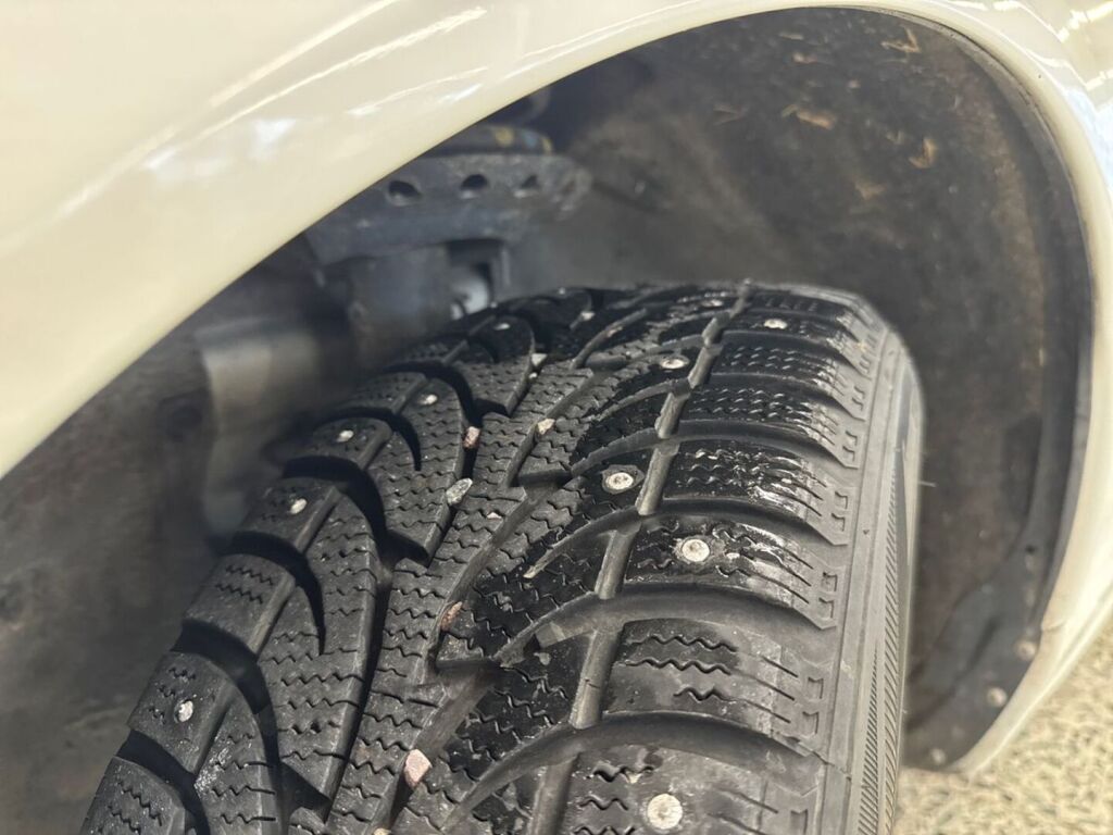 Volvo V70 2015 Valkoinen