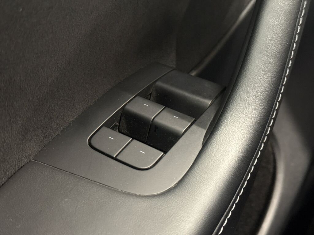 Tesla Model Y 2022 Valkoinen