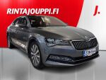 Skoda Superb 2023 Harmaa