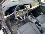 Volkswagen Golf 2023 Musta