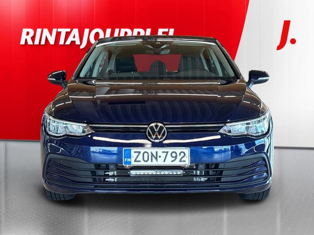 Volkswagen Golf 2022 Sininen