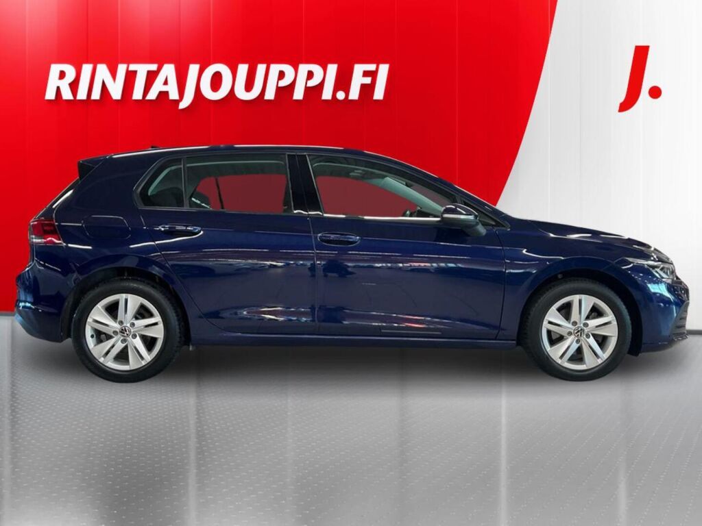 Volkswagen Golf 2022 Sininen