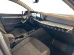 Volkswagen Golf 2022 Sininen