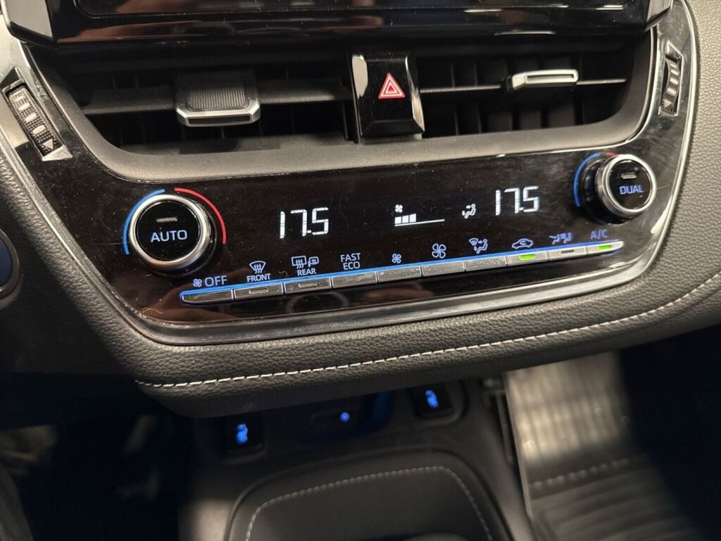 Toyota Corolla 2019 Musta