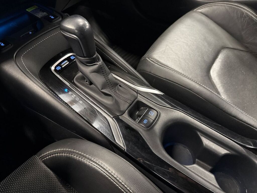 Toyota Corolla 2019 Musta