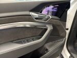 Audi e-tron 2019 Valkoinen