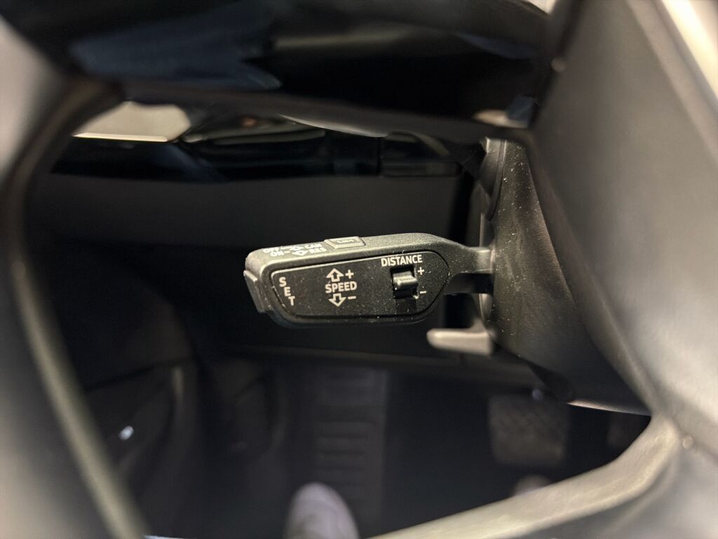 Audi e-tron 2019 Valkoinen