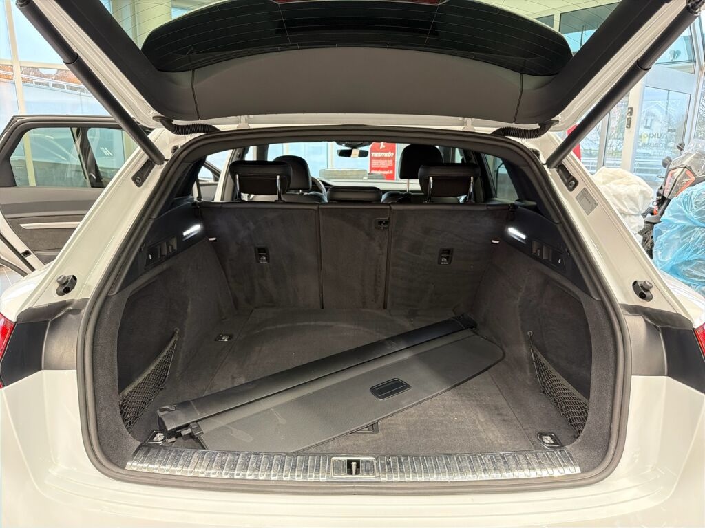 Audi e-tron 2019 Valkoinen