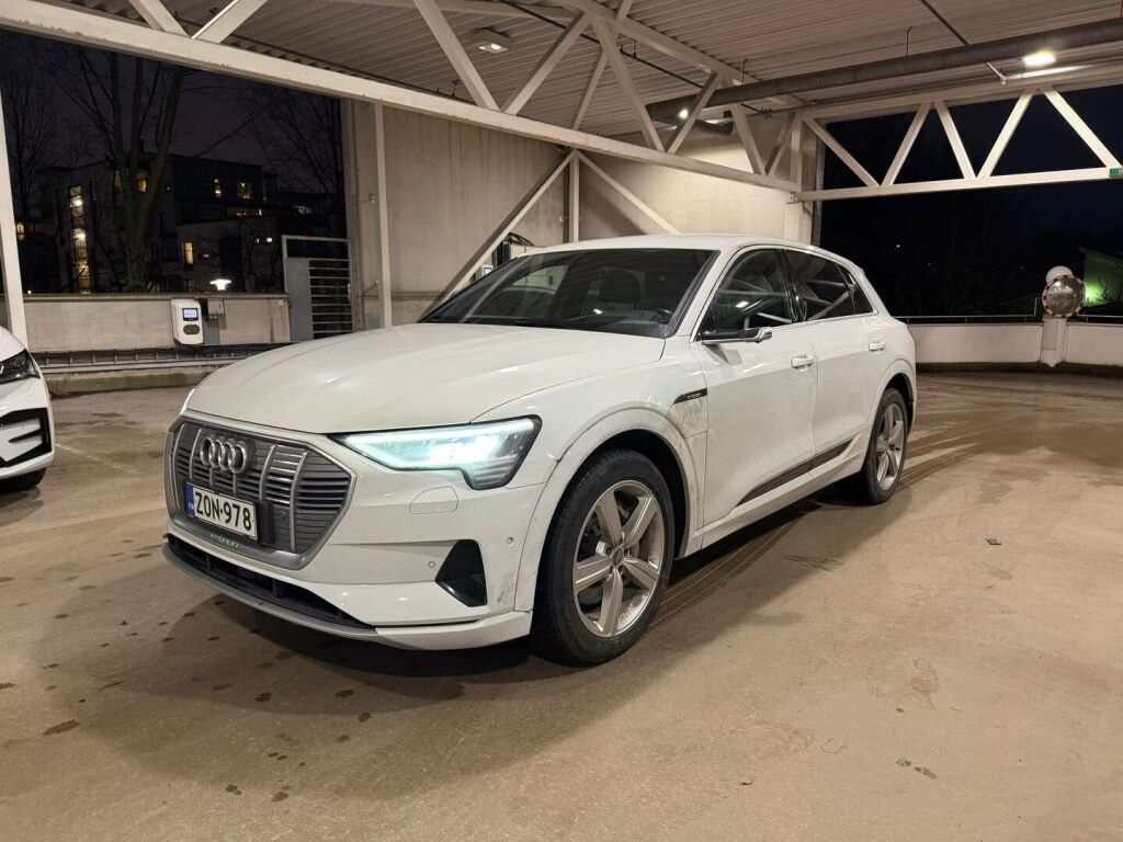 Audi e-tron 2019 Valkoinen