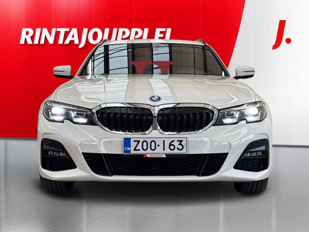 BMW 320 2022 Valkoinen