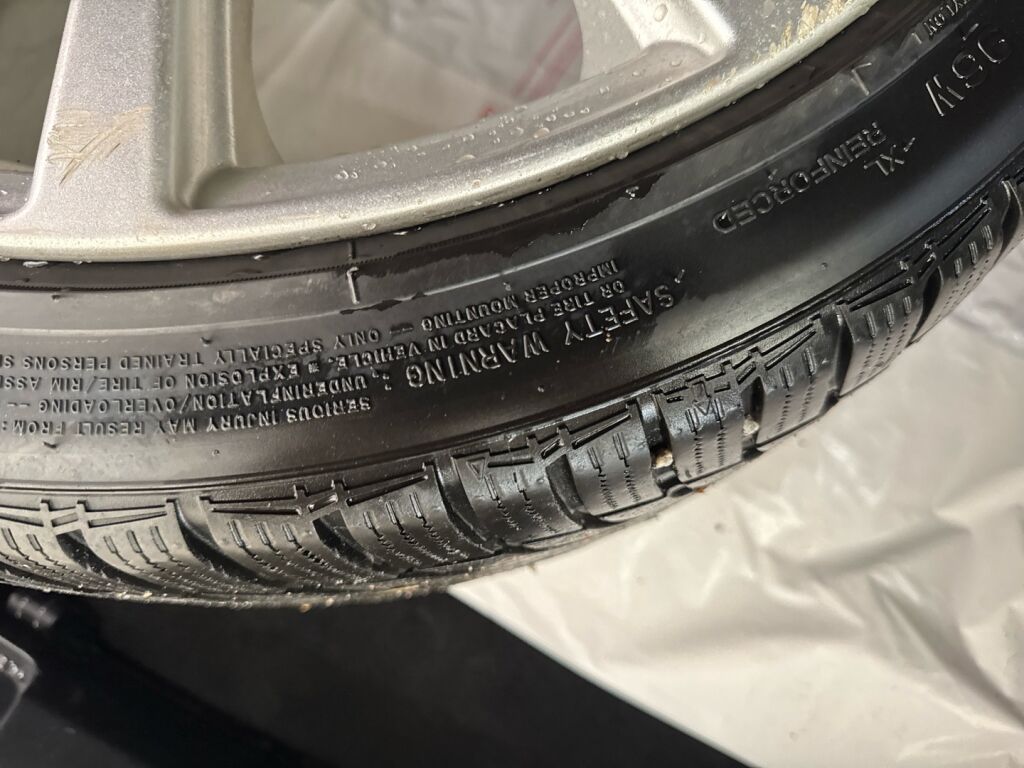 Tesla Model 3 2019 Harmaa