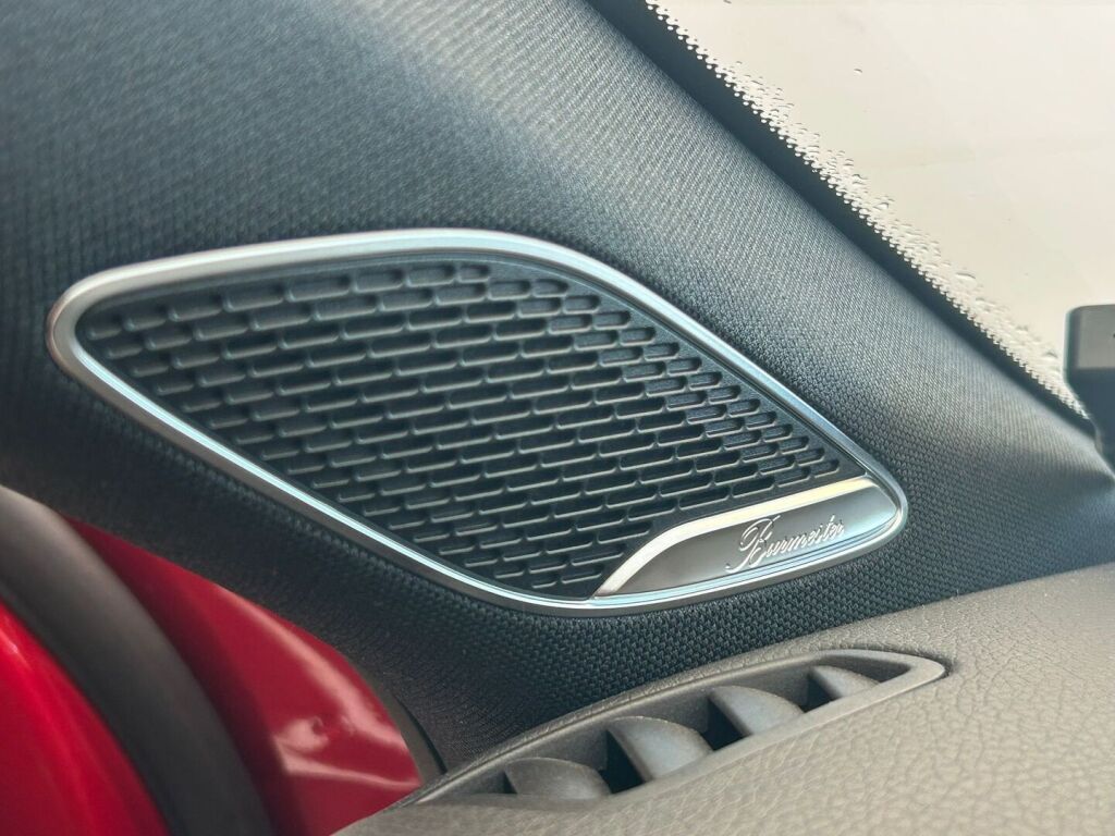 Mercedes-Benz A 2020 Punainen