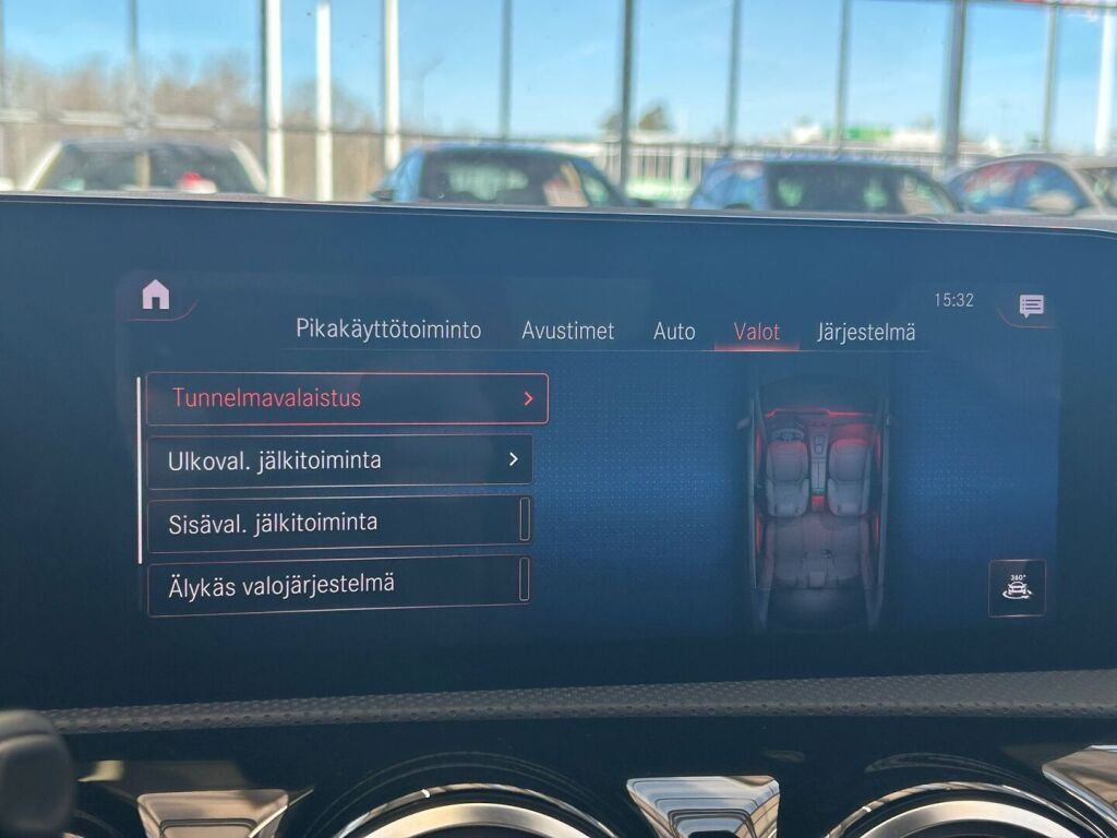 Mercedes-Benz A 2020 Punainen