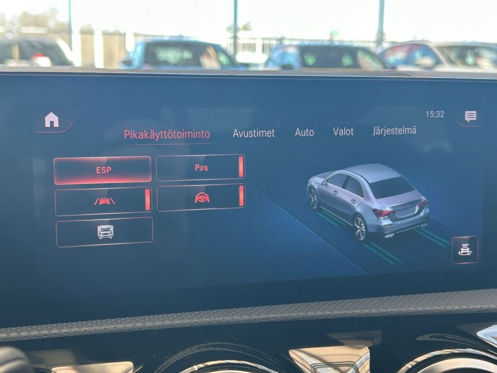 Mercedes-Benz A 2020 Punainen