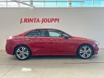 Mercedes-Benz A 2020 Punainen