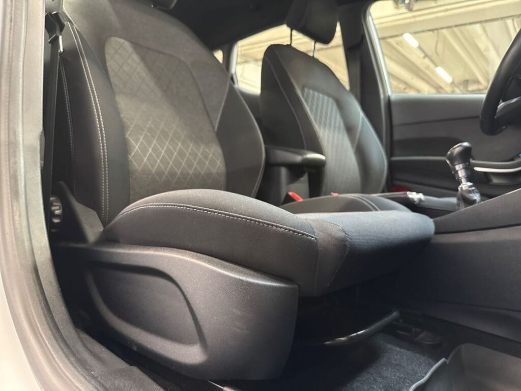Ford Fiesta 2020 Valkoinen