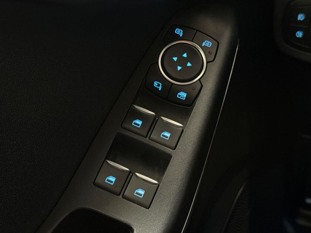 Ford Fiesta 2020 Valkoinen