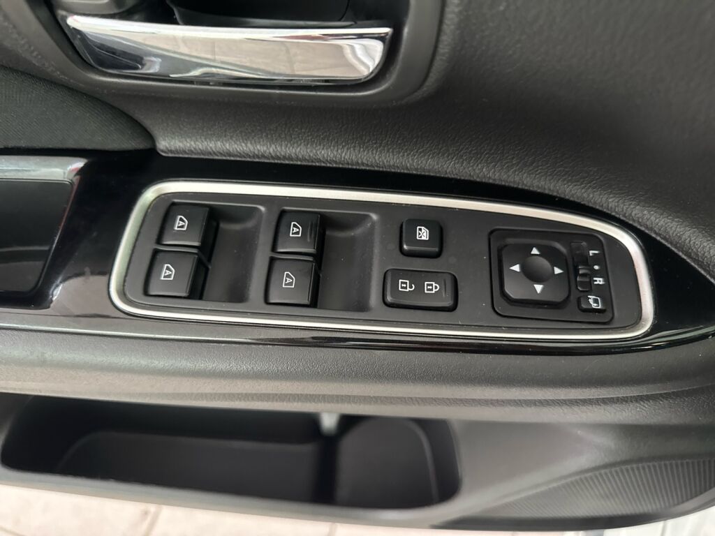 Mitsubishi Outlander PHEV 2020 Valkoinen