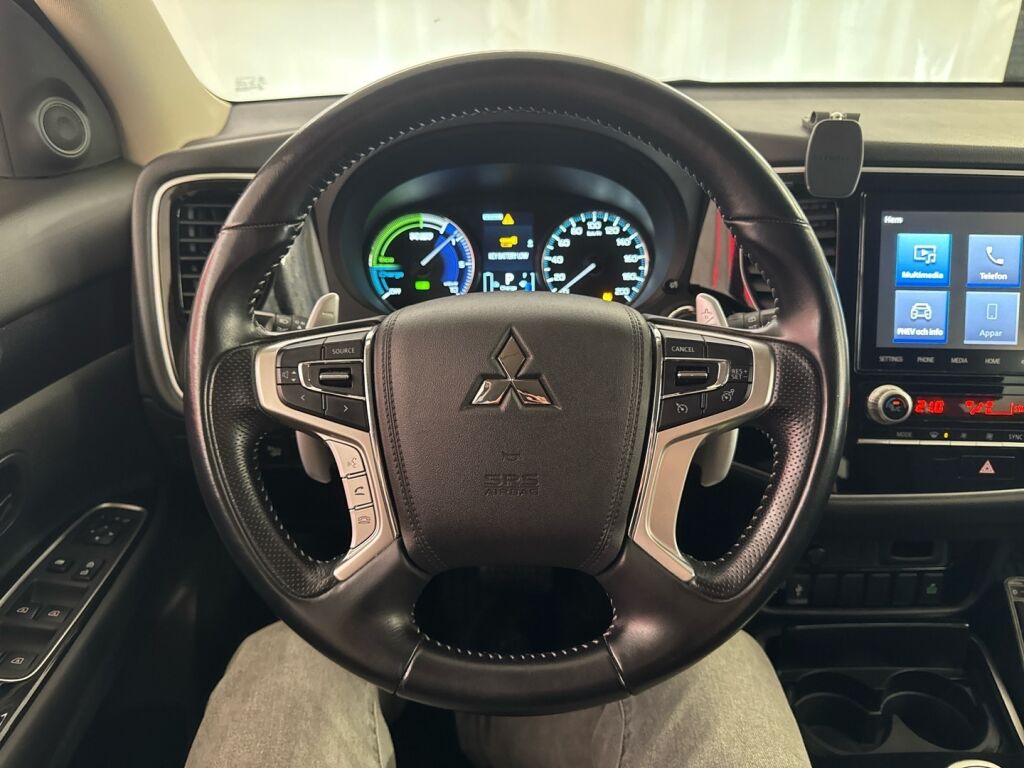 Mitsubishi Outlander PHEV 2020 Valkoinen