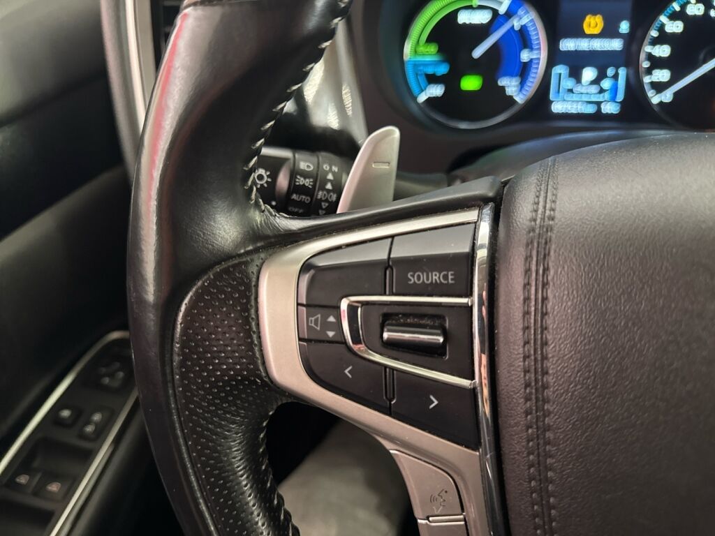 Mitsubishi Outlander PHEV 2020 Valkoinen