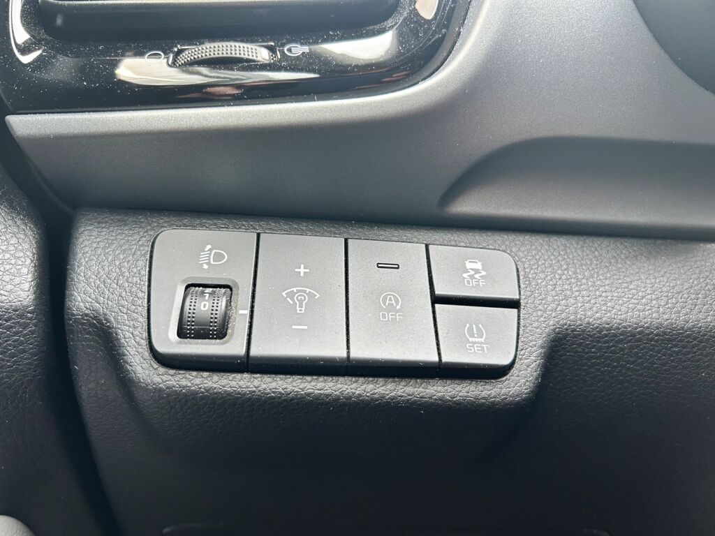 Kia Stonic 2022 Punainen