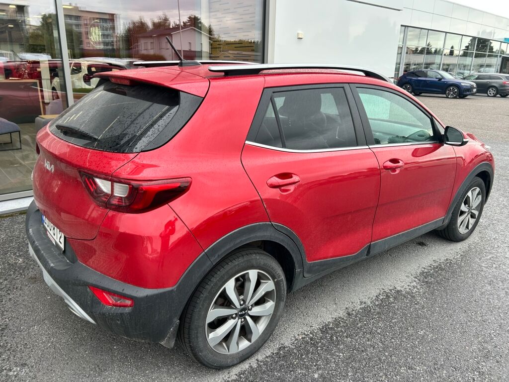 Kia Stonic 2022 Punainen