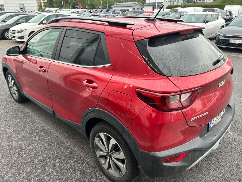 Kia Stonic 2022 Punainen