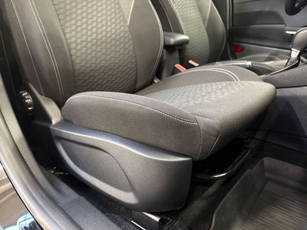 Ford Fiesta 2022 Musta