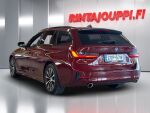 BMW 320 2022 Punainen