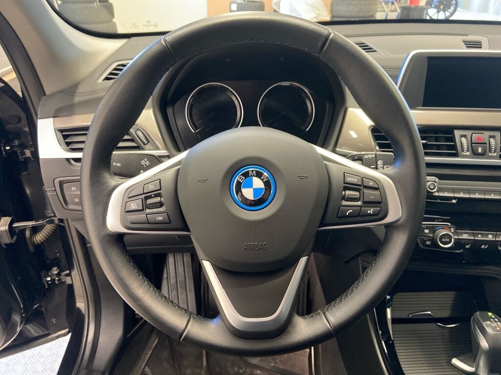 BMW X1 2022 Musta