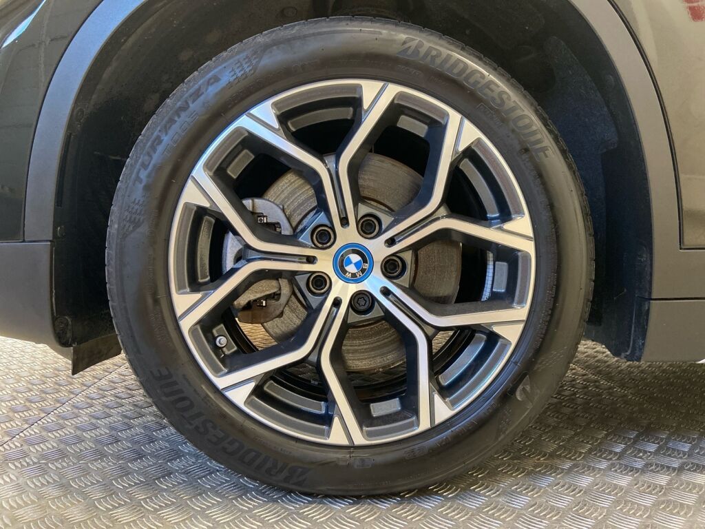 BMW X1 2022 Musta